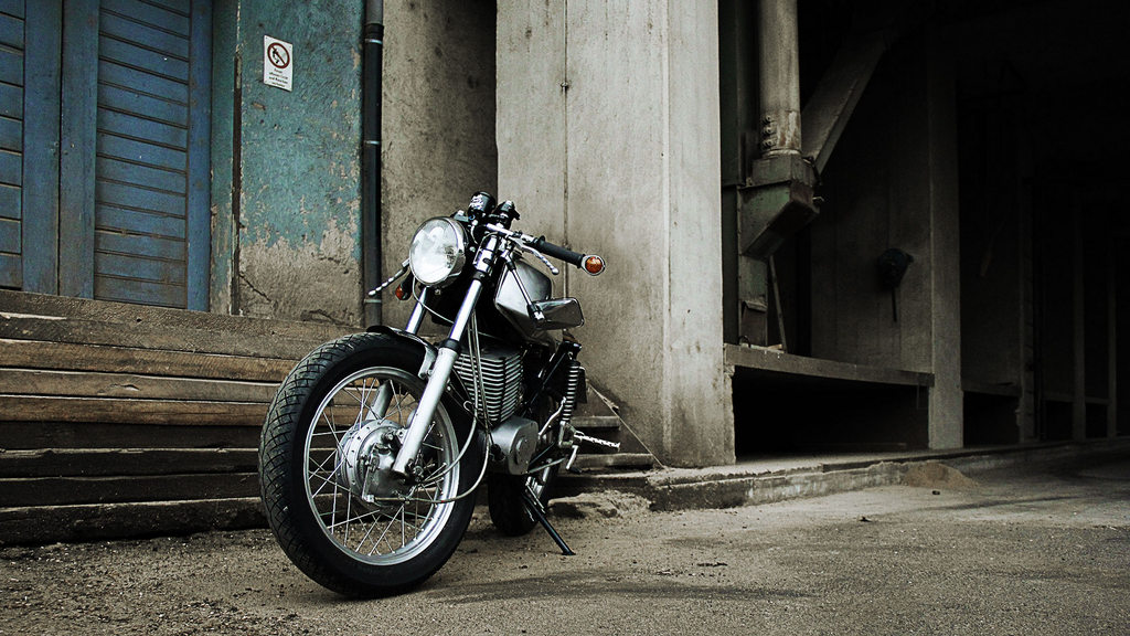 Auf Augenhöhe mit dem Motorrad – Motorrad fotografieren ganz einfach!